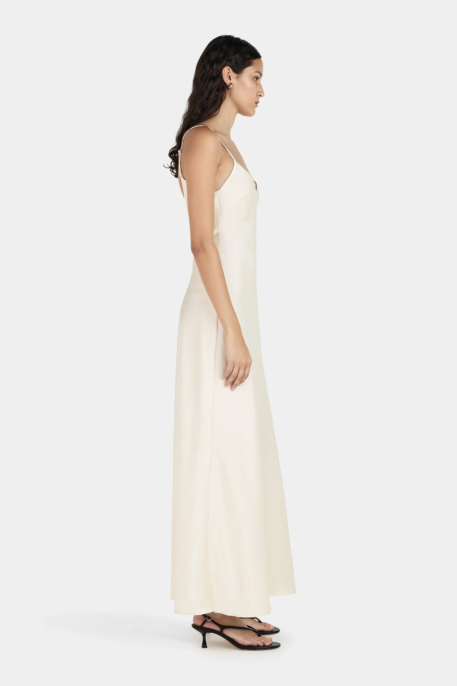 Essential Slip Cream - Image 4